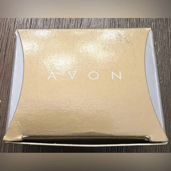 Vintage like new AVON #1 manicurist gold tone pin with rhinestones & box! Rare! - Picture 2 of 6